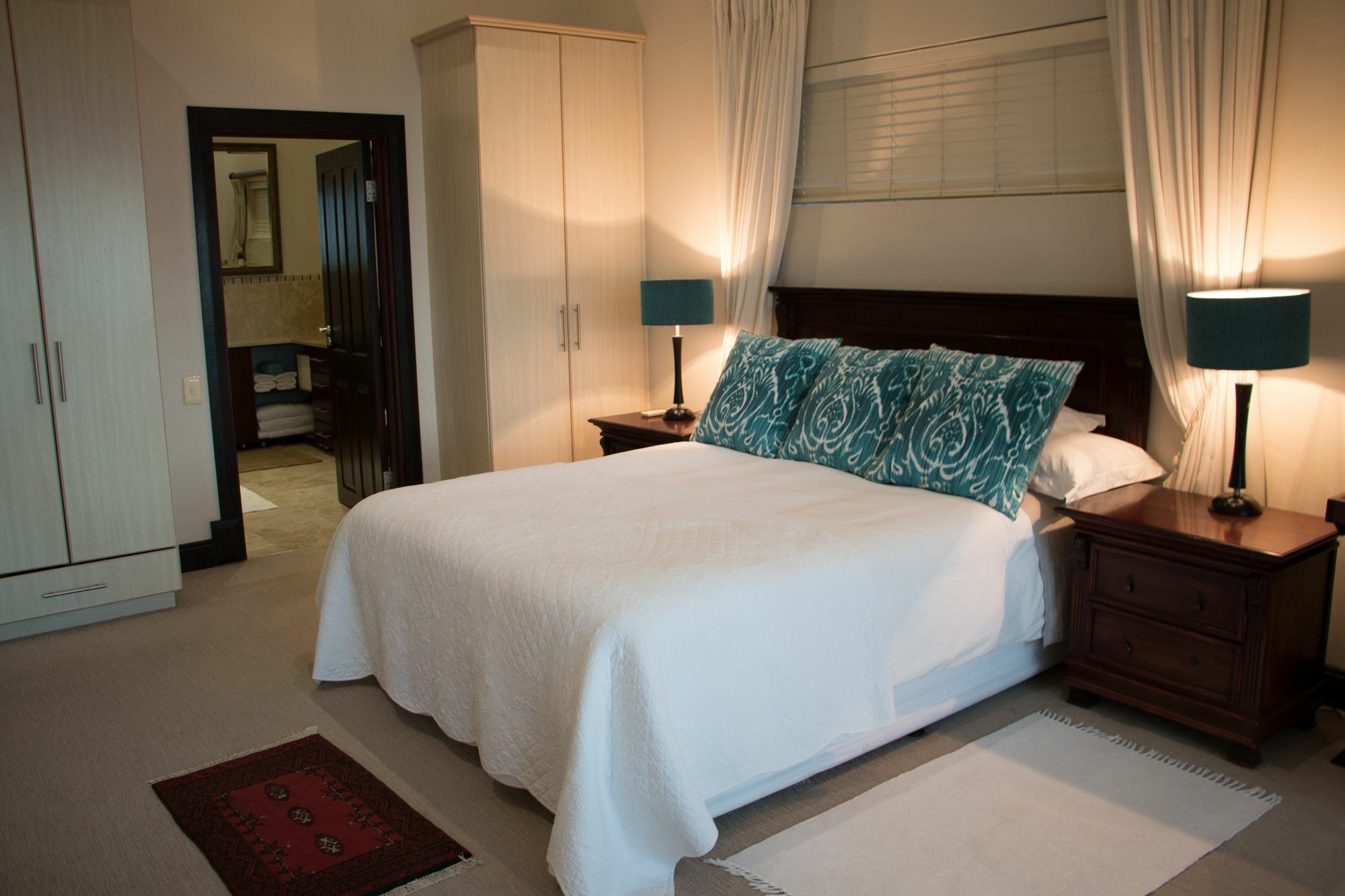 4 On Montagu Accommodation モーセル・ベイ エクステリア 写真