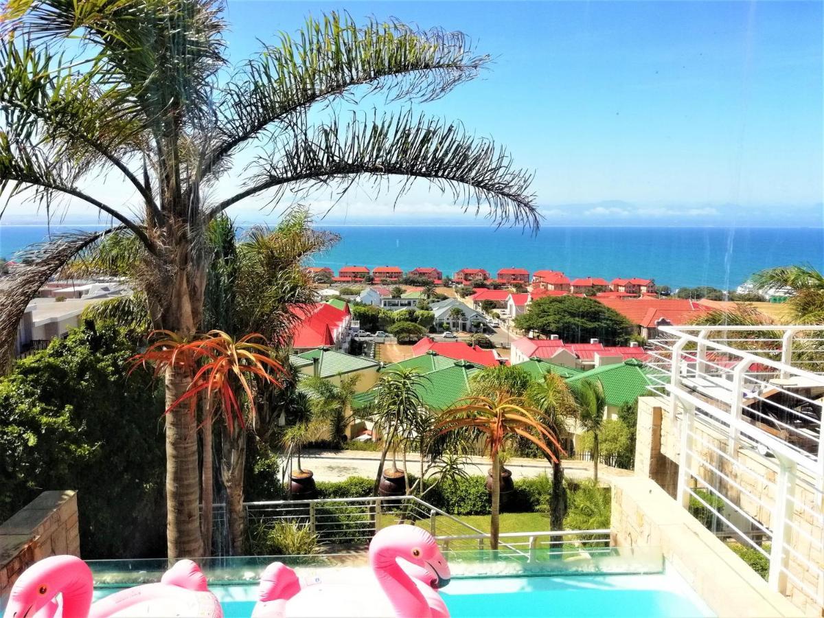4 On Montagu Accommodation モーセル・ベイ エクステリア 写真