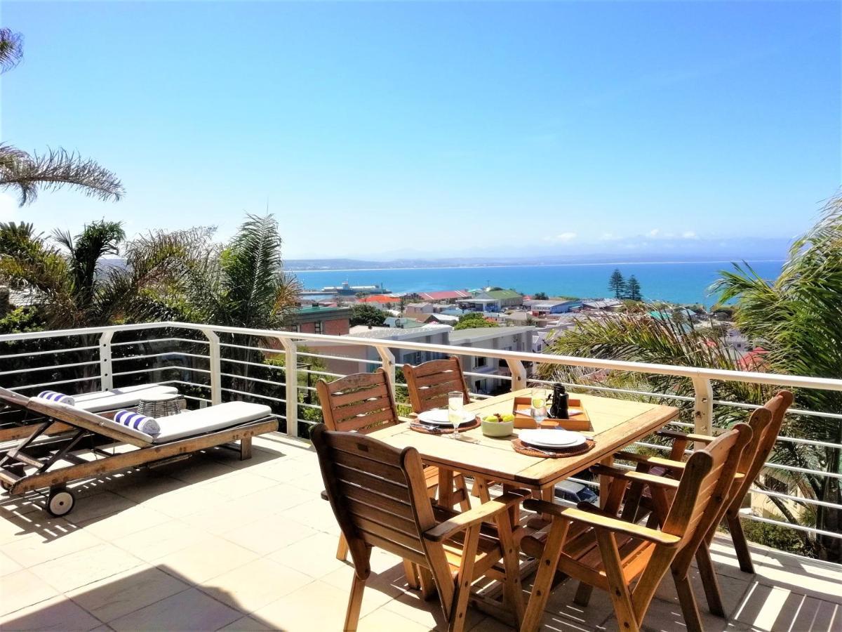 4 On Montagu Accommodation モーセル・ベイ エクステリア 写真