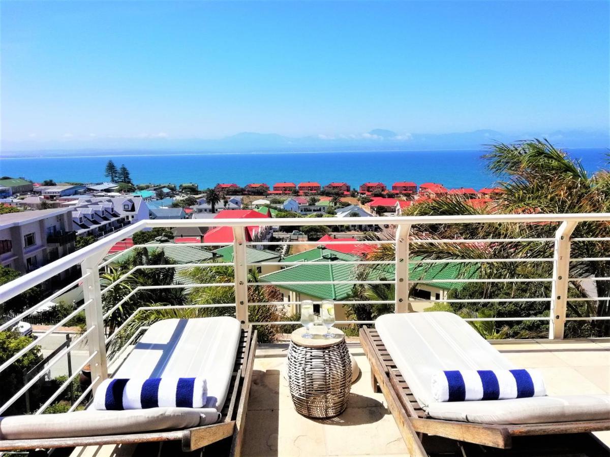 4 On Montagu Accommodation モーセル・ベイ エクステリア 写真